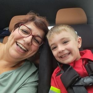 Meet your Posher, Lyne